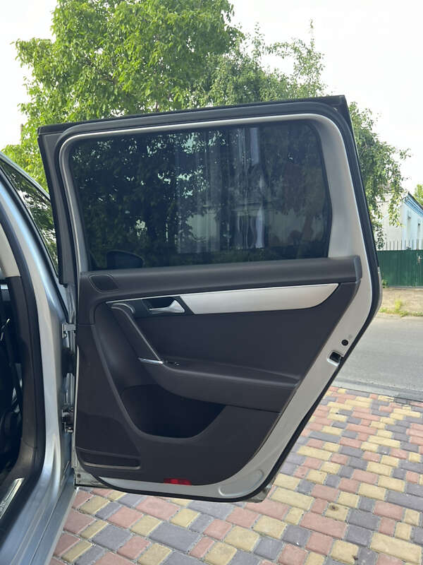 Універсал Volkswagen Passat 2011 в Умані