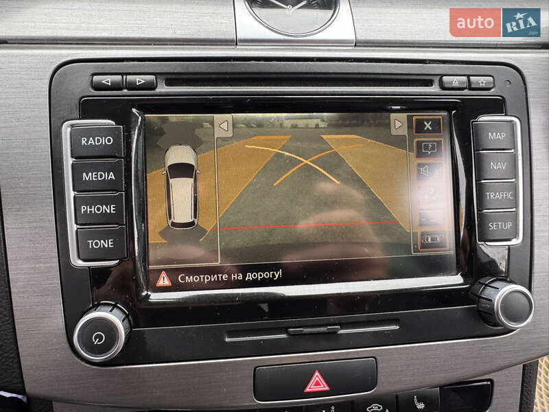 Универсал Volkswagen Passat 2014 в Житомире