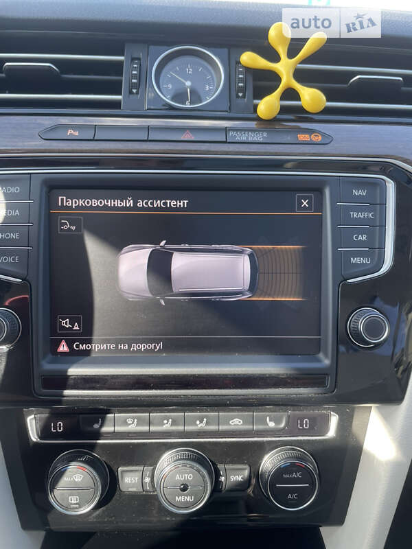 Универсал Volkswagen Passat 2015 в Вишневом