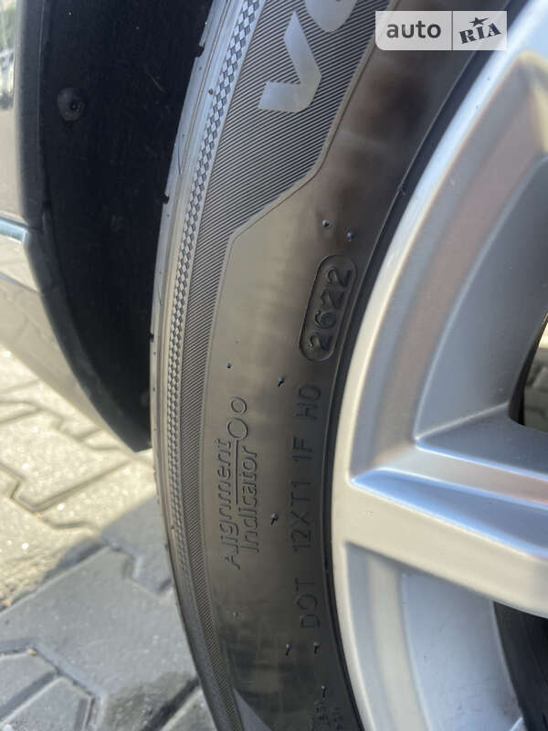 Универсал Volkswagen Passat 2015 в Вишневом