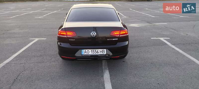 Седан Volkswagen Passat 2016 в Тячеве