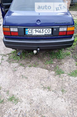 Седан Volkswagen Passat 1989 в Заставній