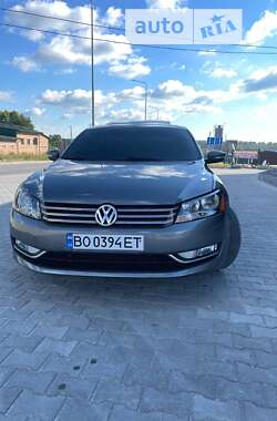 Седан Volkswagen Passat 2013 в Тернополі