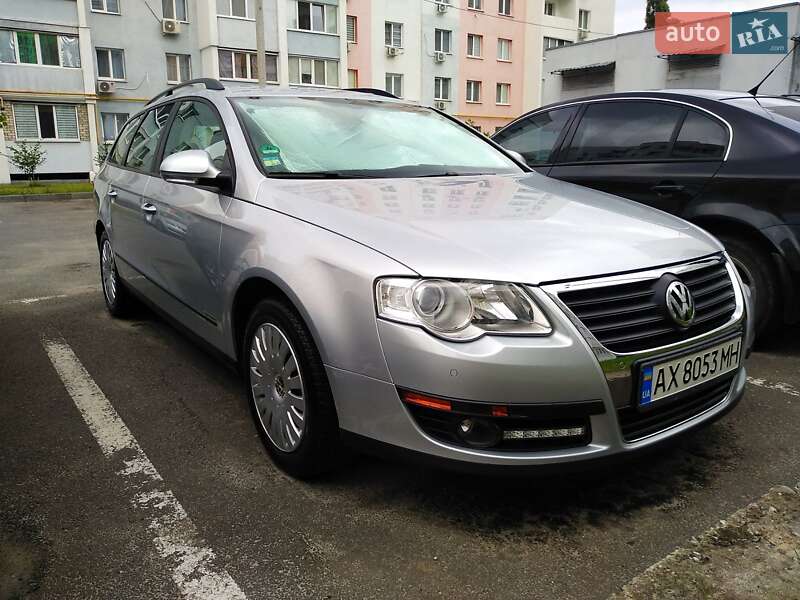 Универсал Volkswagen Passat 2009 в Харькове