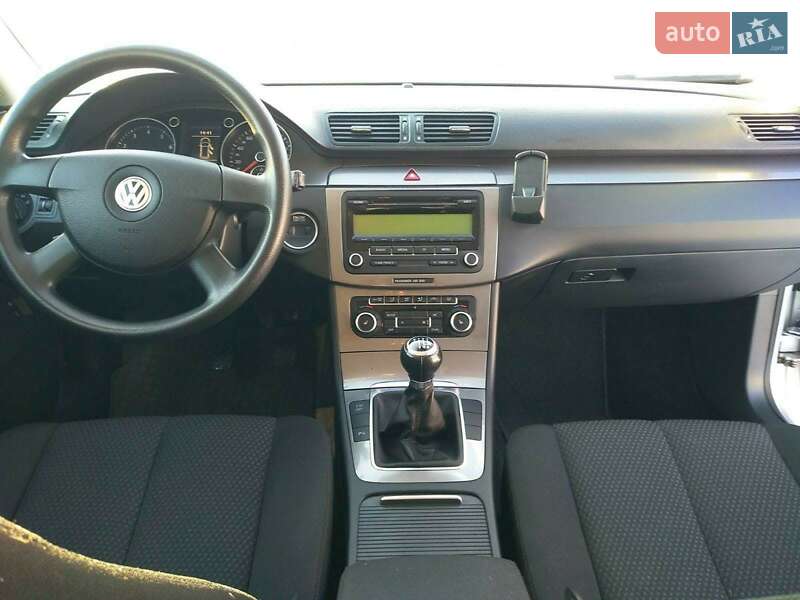 Универсал Volkswagen Passat 2009 в Харькове