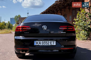 Седан Volkswagen Passat 2016 в 