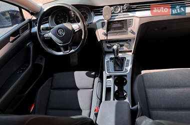 Седан Volkswagen Passat 2016 в 