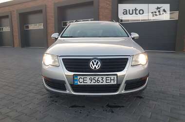 Універсал Volkswagen Passat 2005 в Чернівцях