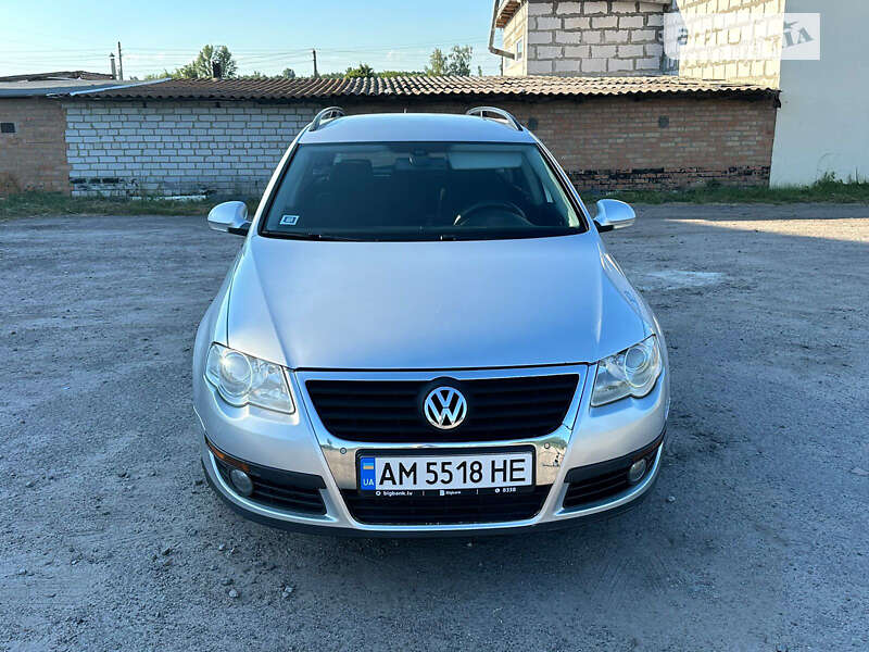 Універсал Volkswagen Passat 2008 в Бердичеві