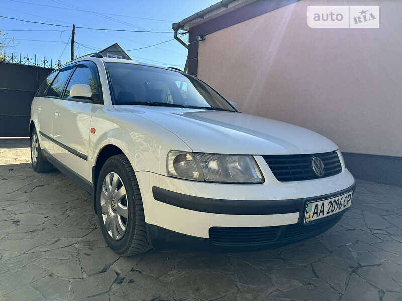 Універсал Volkswagen Passat 1998 в Прилуках