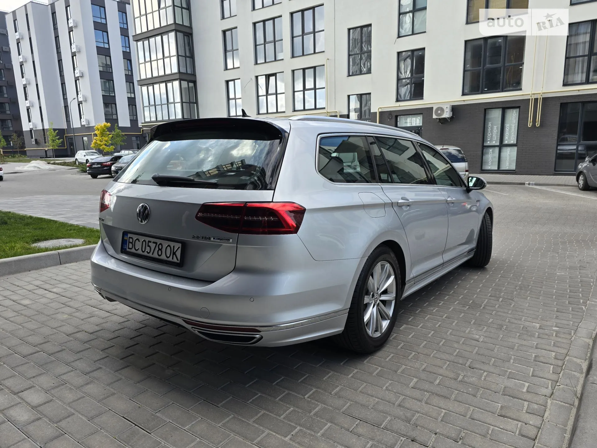 2016 Volkswagen Passat - мініатюра 8