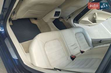 Седан Volkswagen Passat 2013 в Кропивницком