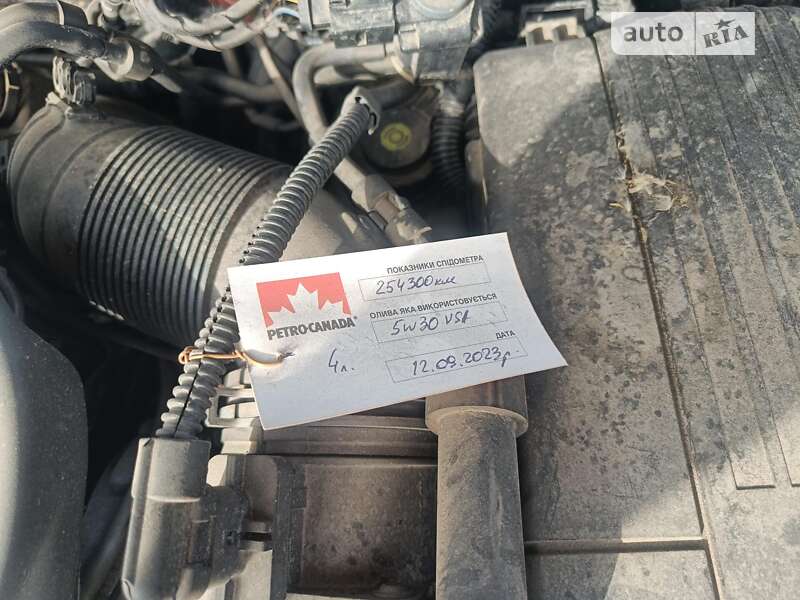 Універсал Volkswagen Passat 2012 в Івано-Франківську