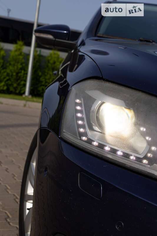 Універсал Volkswagen Passat 2012 в Івано-Франківську