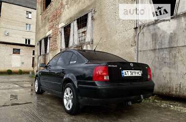 Седан Volkswagen Passat 1999 в Делятині