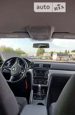 Седан Volkswagen Passat 2018 в Рівному