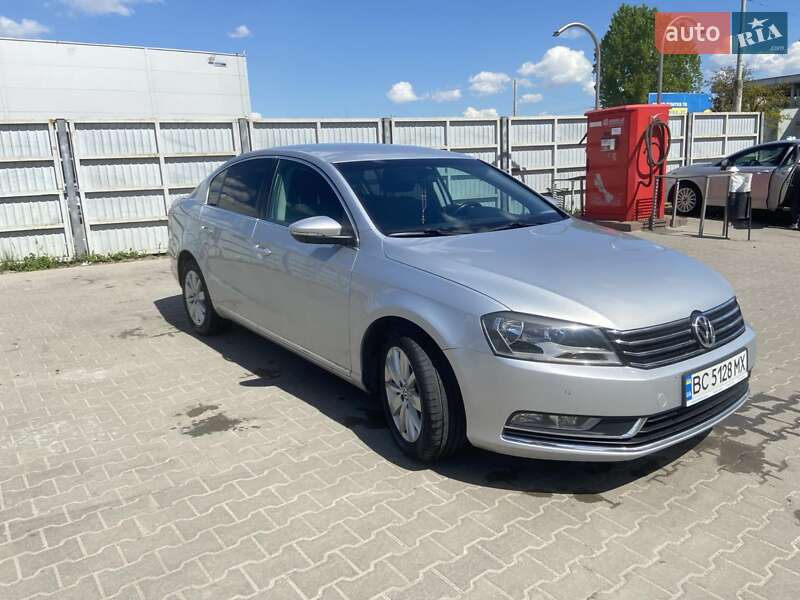 Седан Volkswagen Passat 2011 в Львове фото 2 Седан Volkswagen Passat 2011 в Львове