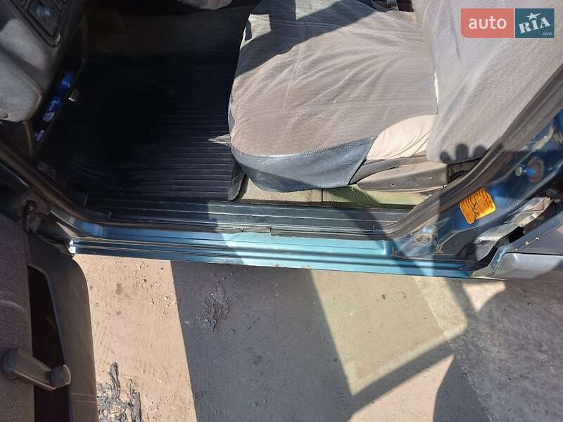 Седан Volkswagen Passat 1988 в Полтаве