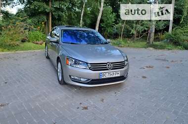 Седан Volkswagen Passat 2013 в Полтаве