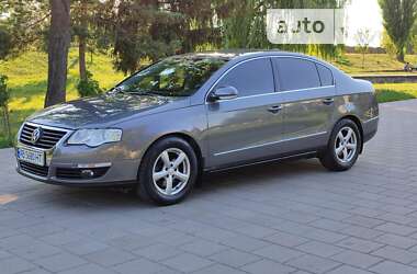 Седан Volkswagen Passat 2005 в Вінниці