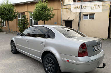 Седан Volkswagen Passat 2001 в Львові