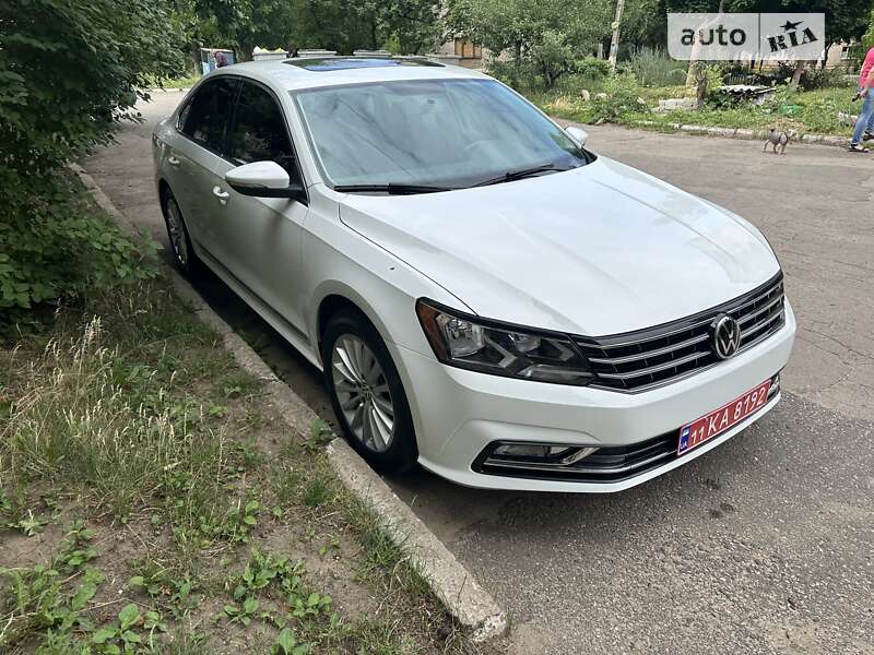 Седан Volkswagen Passat 2016 в Дніпрі