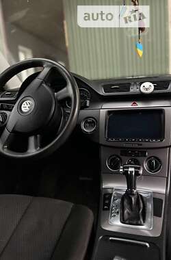 Універсал Volkswagen Passat 2009 в Тернополі