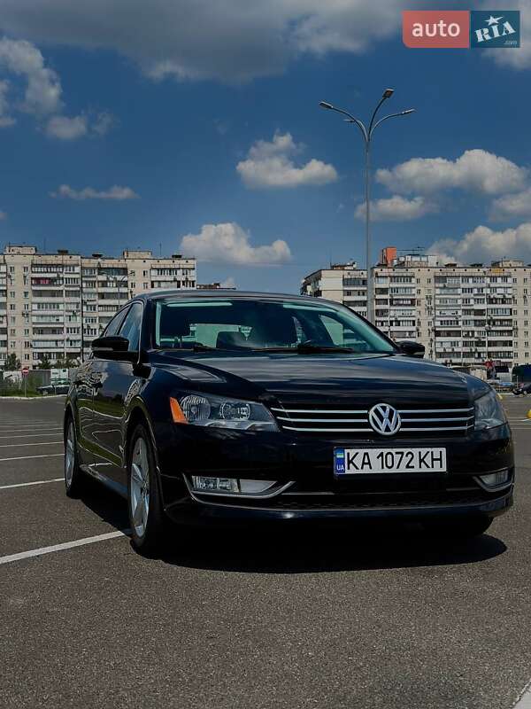 Седан Volkswagen Passat 2015 в Києві фото Седан Volkswagen Passat 2015 в Києві