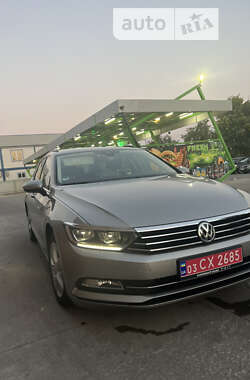 Универсал Volkswagen Passat 2015 в Чернигове