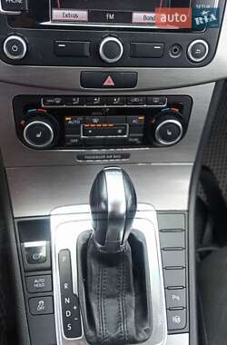 Универсал Volkswagen Passat 2011 в Коростышеве