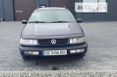 Універсал Volkswagen Passat 1996 в Чернівцях