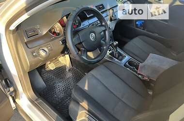 Седан Volkswagen Passat 2005 в Херсоні