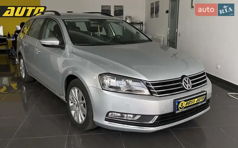 Універсал Volkswagen Passat 2012 в 