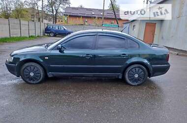 Седан Volkswagen Passat 1996 в Харкові