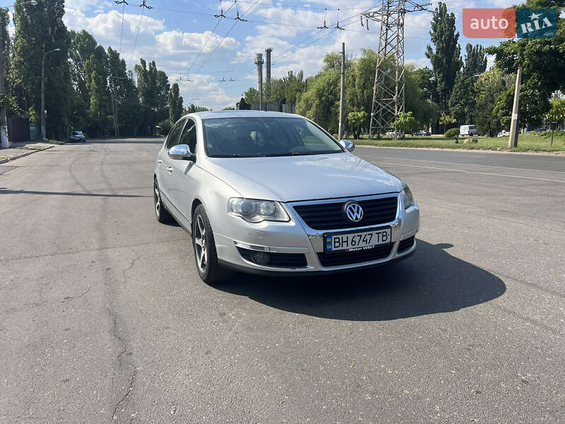 Седан Volkswagen Passat 2008 в Одессе