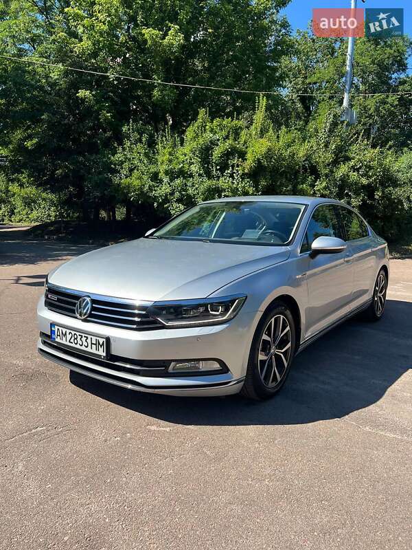 Седан Volkswagen Passat 2018 в 