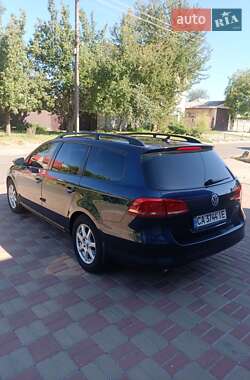 Универсал Volkswagen Passat 2011 в 