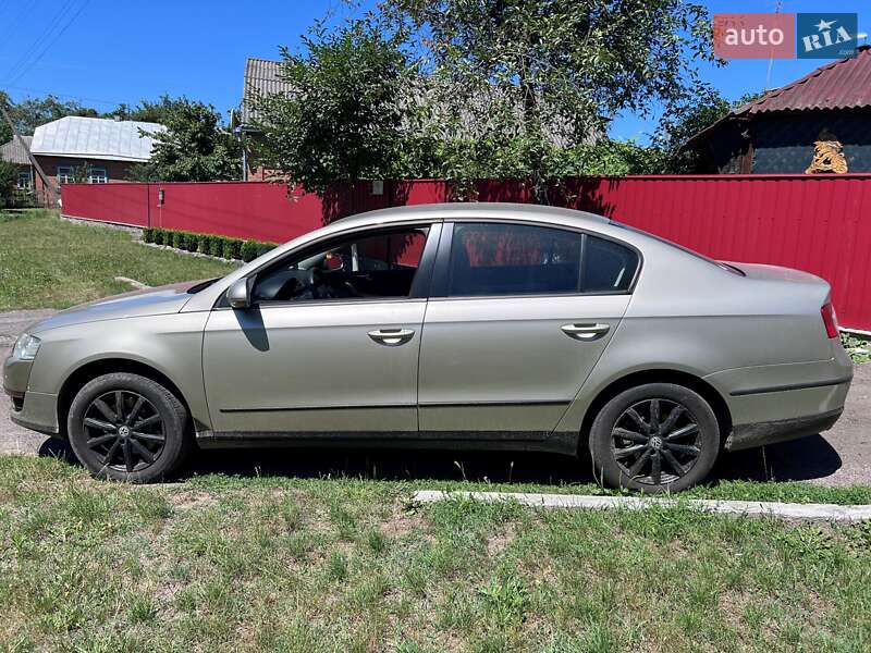 Седан Volkswagen Passat 2007 в Пирятине