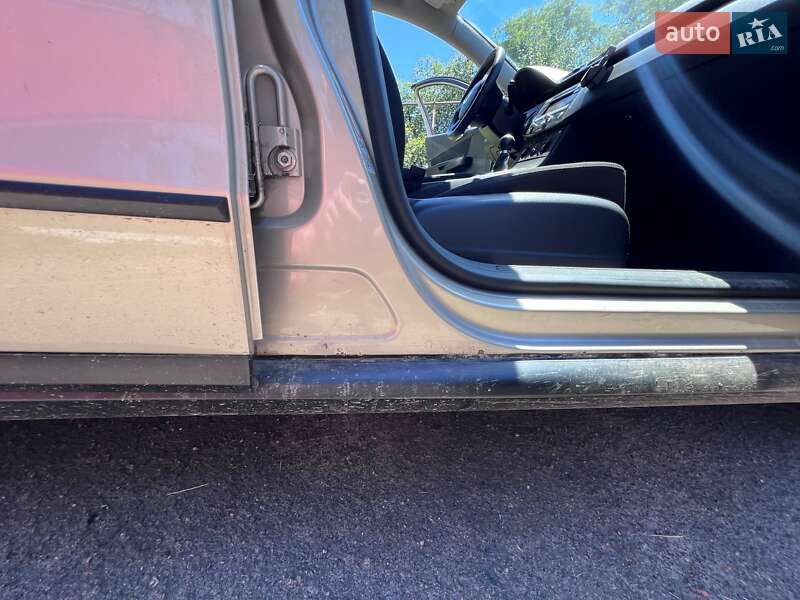 Седан Volkswagen Passat 2007 в Пирятине