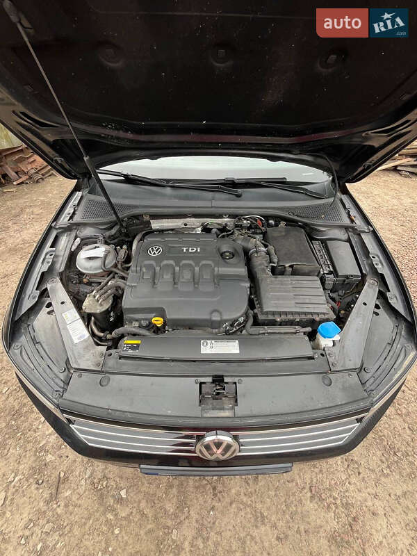 Универсал Volkswagen Passat 2015 в Овруче