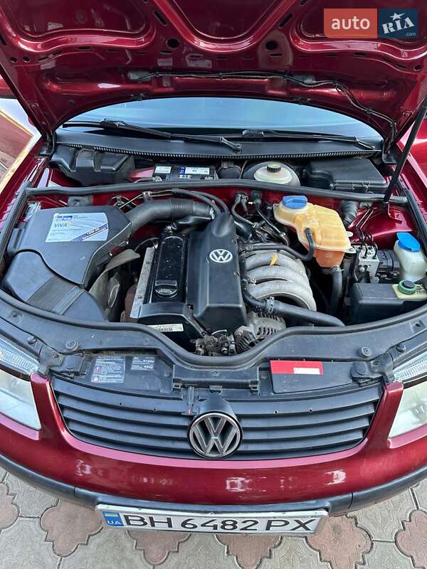 Седан Volkswagen Passat 1997 в Одесі
