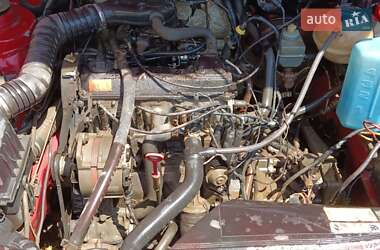 Универсал Volkswagen Passat 1989 в Толстом