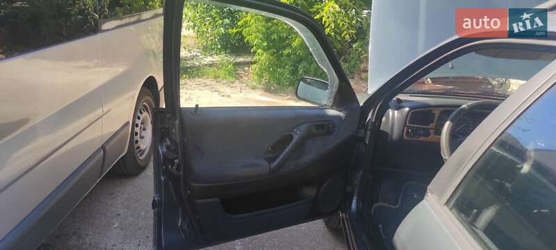 Универсал Volkswagen Passat 1995 в Чернигове