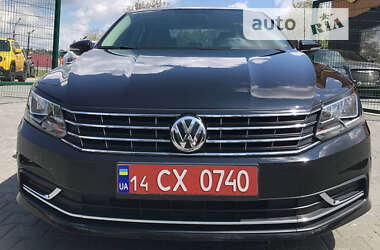 Седан Volkswagen Passat 2018 в Львове