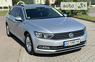 Универсал Volkswagen Passat 2017 в Хусте