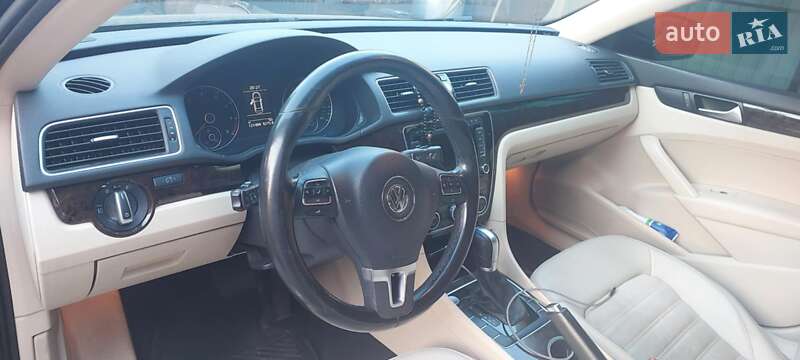 Седан Volkswagen Passat 2015 в Броварах