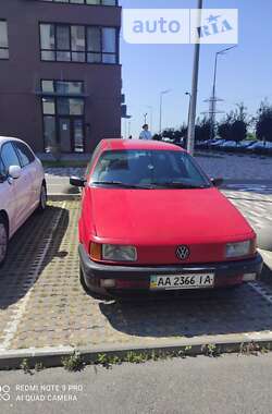 Универсал Volkswagen Passat 1991 в Киеве