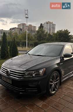Седан Volkswagen Passat 2016 в 