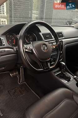 Седан Volkswagen Passat 2016 в 