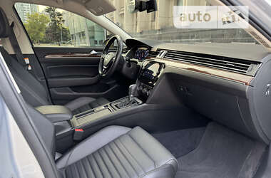 Седан Volkswagen Passat 2017 в 